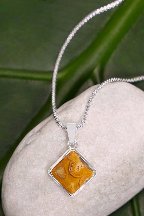 Crazy Lace Agate Pendant Necklace - SF